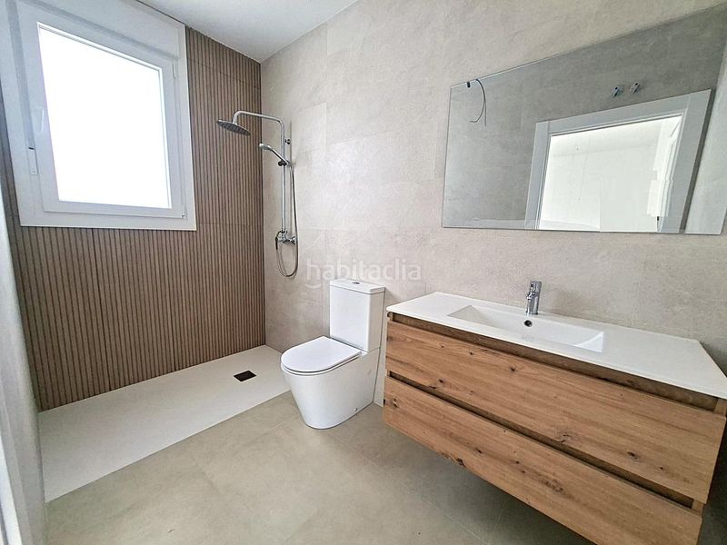 Foto 74b7b9e0-217c-4c9e-82a2-e71861ae1ac4. Casa adossada a Belicena Vegas del Genil