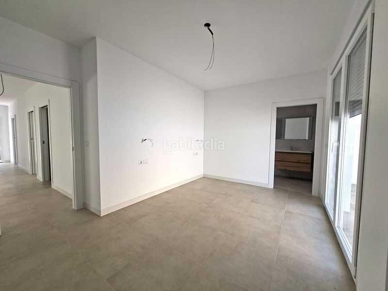 Foto e6b9e9ba-7dea-43af-b002-7caa965a3db0. Casa adossada a Belicena Vegas del Genil