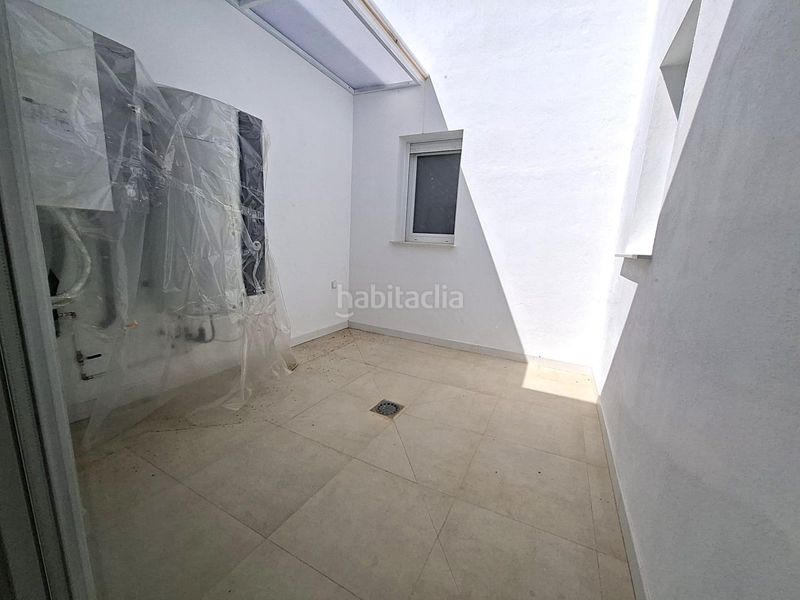 Foto eaf43ac3-a29a-44e0-84ae-b9535e3e4c84. Casa adossada a Belicena Vegas del Genil