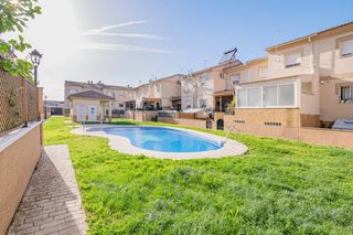 Casa adossada  Calle andalucia 5. Precioso pareado en cijuela