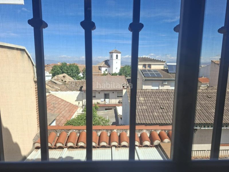 Foto 137d0a4f-b37d-4e7e-8e2a-ade665c3e26b. Lloguer àtic amb calefacció aparcament a Ogíjares