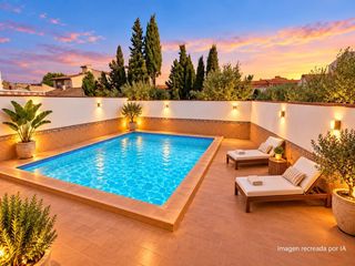 Casa aparellada a Híjar. Magnífica casa pareada en hijar con piscina privada y amplio sót