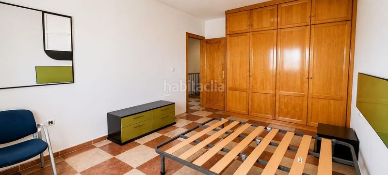 Foto c979b4da-7089-4b65-87ab-bb7d170d9a4d. Casa adossada amb aparcament a San Francisco - El Chorrillo Gabias (Las)