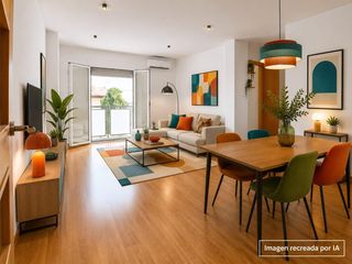 Piso en Cúllar Vega. Junto cullar vega con balcones garaje y terraza superior
