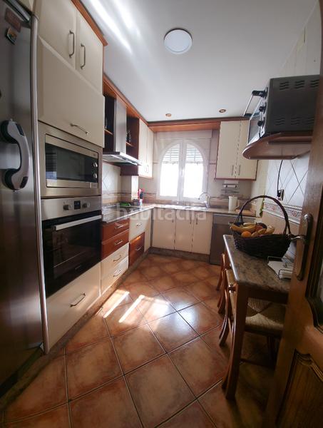 Foto ad39fccf-d027-46b6-aa39-7f4832761a5c. Casa adosada en San Francisco Javier Granada