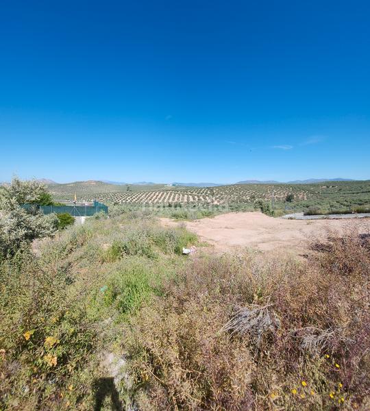 Foto c6848c4b-1bd3-4adc-be46-2e9238958a71. Terreno residenziale in Güevéjar