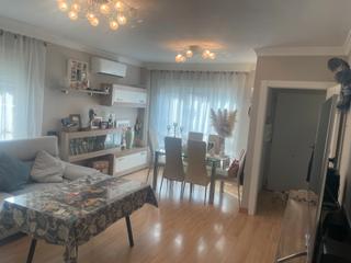 Casa aparellada en Parque de San Roque. En exclusiva preciosa unifamiliar pareada en churriana de la veg