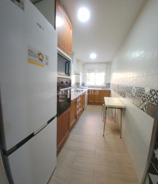 Foto 973fc99b-1027-46d5-92f4-45950be7a0bd. Rent flat in Cartuja Granada