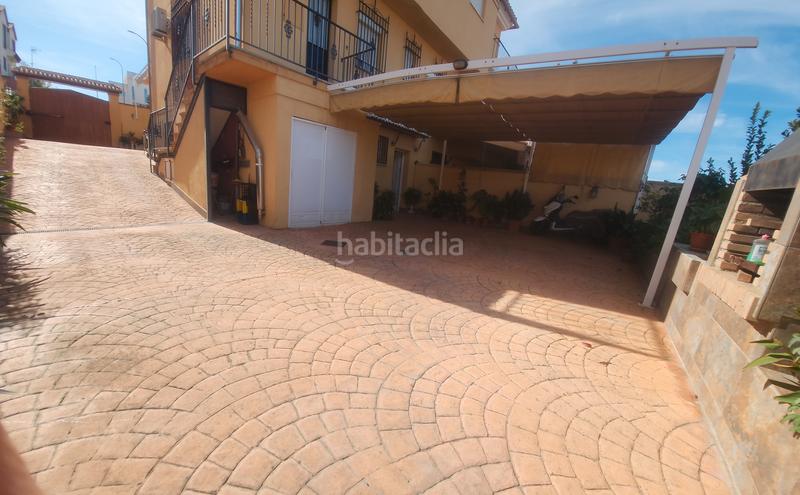 Foto 2feb7ada-d78f-4273-be56-41fb2748e2a1. Casa aparellada amb xemeneia calefacció a Jun