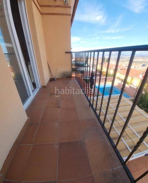 Foto 61e387ae-891d-4f7e-bc3f-210fe195b064. Casa aparellada amb xemeneia calefacció a Jun