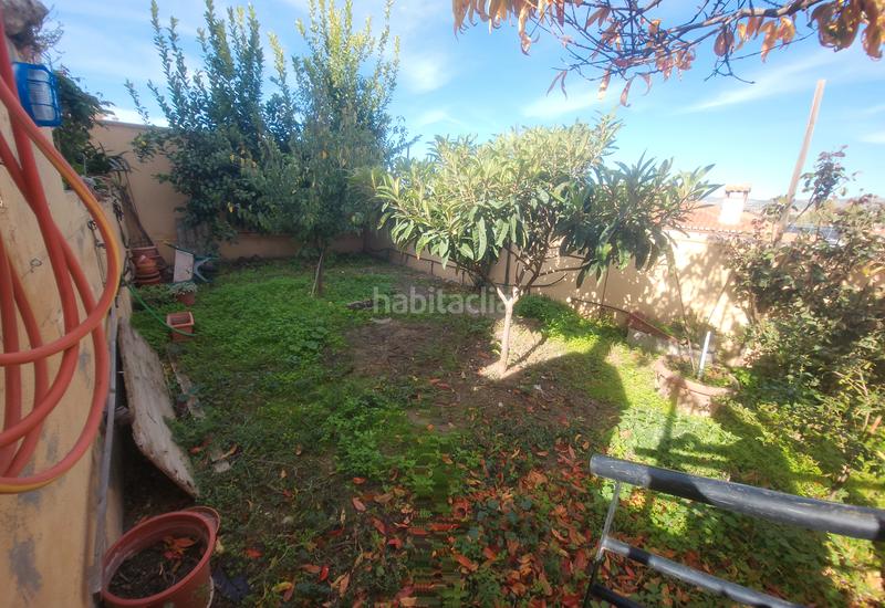 Foto 7c858ec0-bdd2-4df5-85b2-4199114a4d47. Casa aparellada amb xemeneia calefacció a Jun