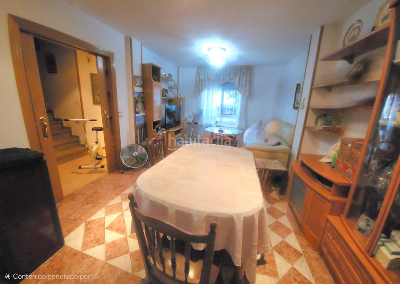 Foto 6ef861e8-4f9a-4b7c-a613-37d7c102aa13. Haus mit parking in Joaquina Eguaras Granada