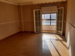 Piso en La Zubia Ciudad. Inmueble procedente de entidad bancaria