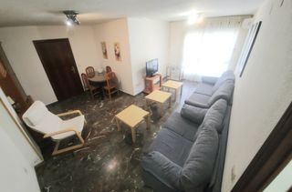 Rent Flat in Joaquina Eguaras. Solo estudiantes, curso academico 2026-2027