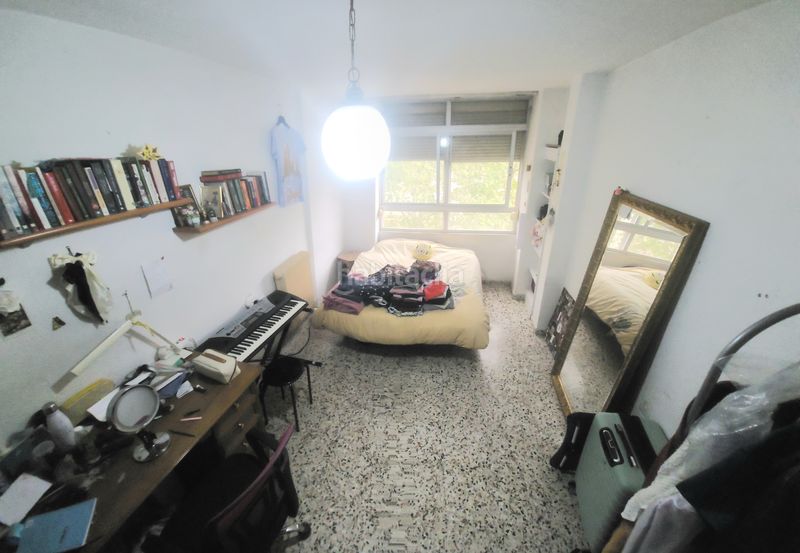 Foto 8b5d1ad6-01dc-4b20-ac1b-e1a3b7845ac3. Piso en Cartuja Granada