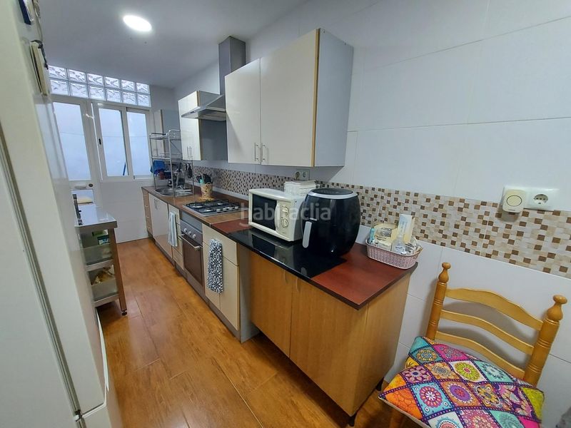 Foto 0df6b8a1-1aae-4848-ac99-3c6ba05e0b46. Casa a casco histórico - ribera - san basilio Córdoba