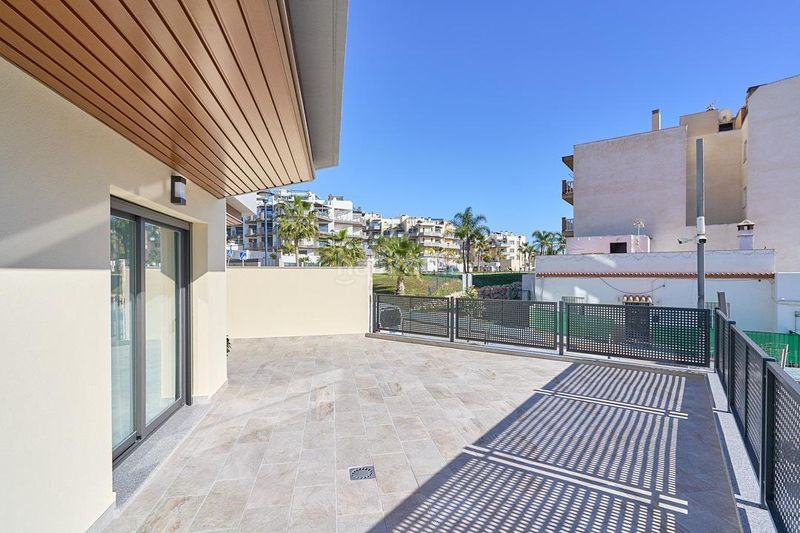 Foto fae865f3-14c5-41b6-8750-0f06b779acd5. Pis amb aparcament piscina a El Morche Torrox