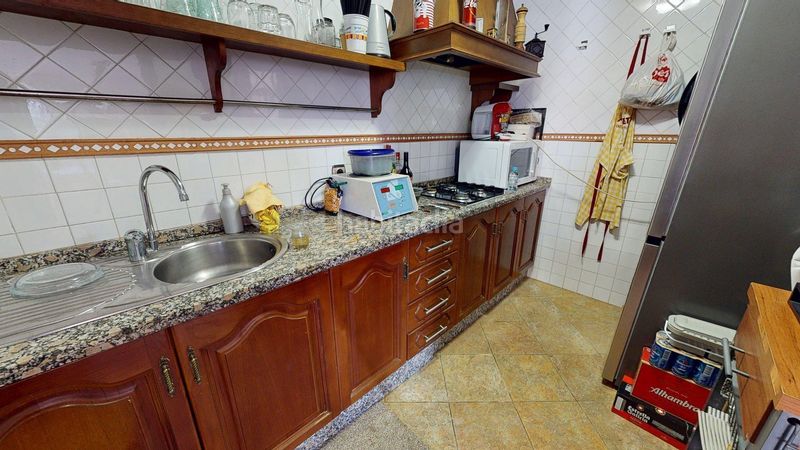 Foto 3b0eb3e7-ba7d-4e9c-8a90-a177412a7a53. Xalet amb calefacció aparcament piscina a El Brillante -El Naranjo - El Tablero Córdoba