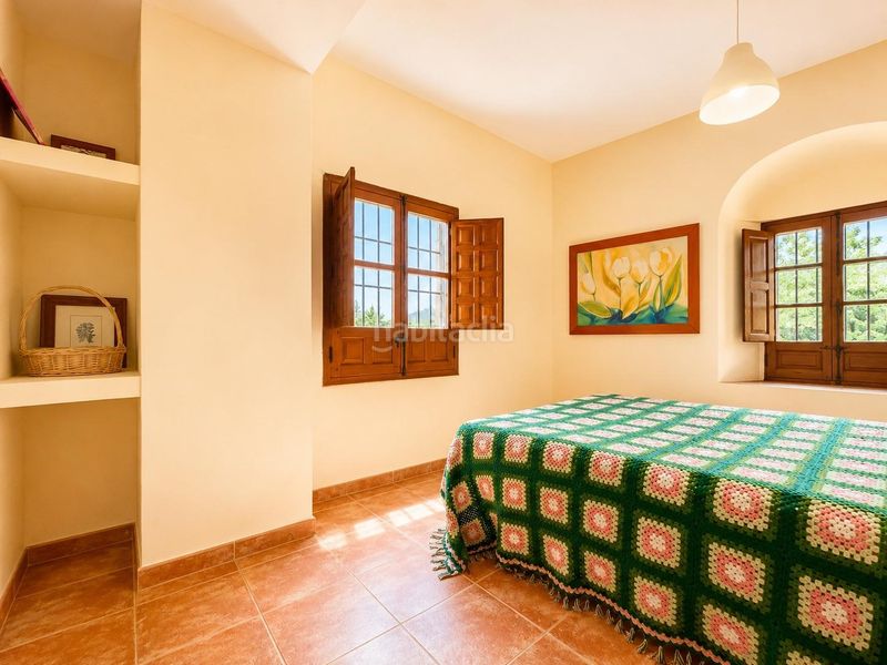 Foto 4f0da374-ecb7-4253-b43a-4fb9978f797b. Casa amb aparcament a Montoro