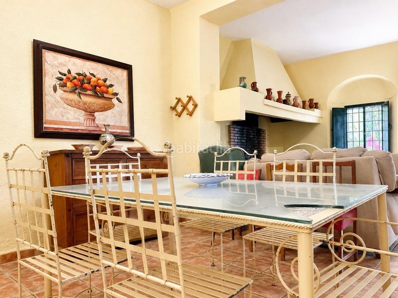 Foto c12ff15b-5c61-4fa4-9381-8fea41f75790. Casa amb aparcament a Montoro