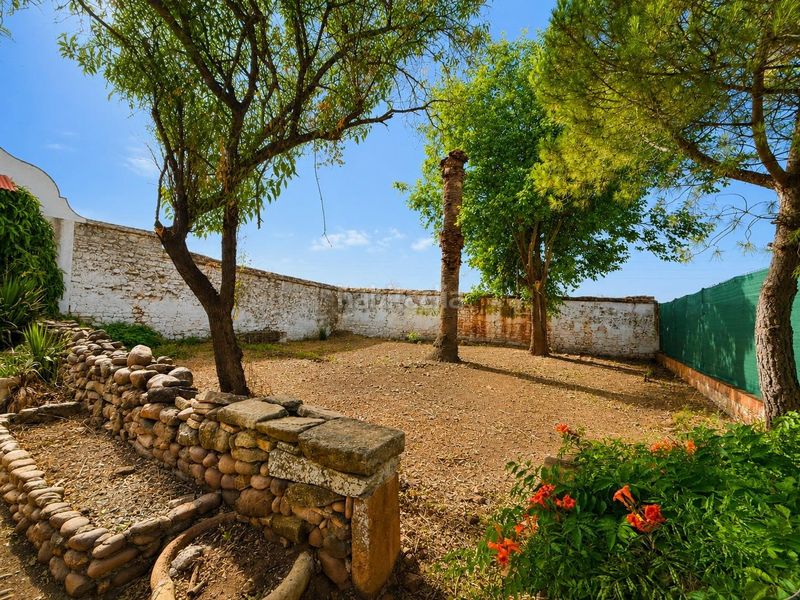 Foto eab63da5-59ff-443b-9881-d16962ad0508. Casa amb aparcament a Montoro
