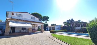 Chalet in Alcolea. Chalet en venta alcolea, córdoba