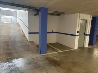 Rent Motorcycle parking in Passeig tagamanent 104b. Plaza de moto en alquiler