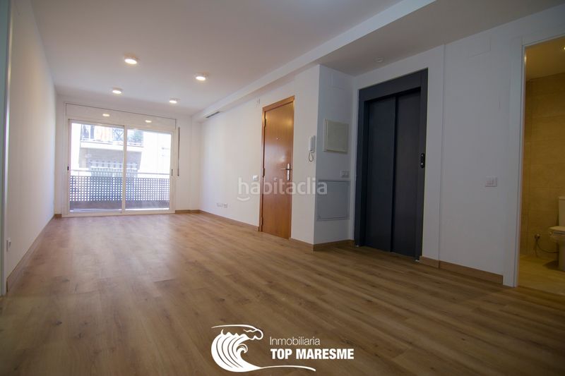 Foto 9661d337-10ac-4aec-b07b-194180baf1f4. Dúplex amb calefacció a Canovelles