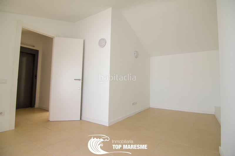 Foto ebd907d4-fb33-400c-a379-2a53a4752730. Dúplex amb calefacció a Canovelles