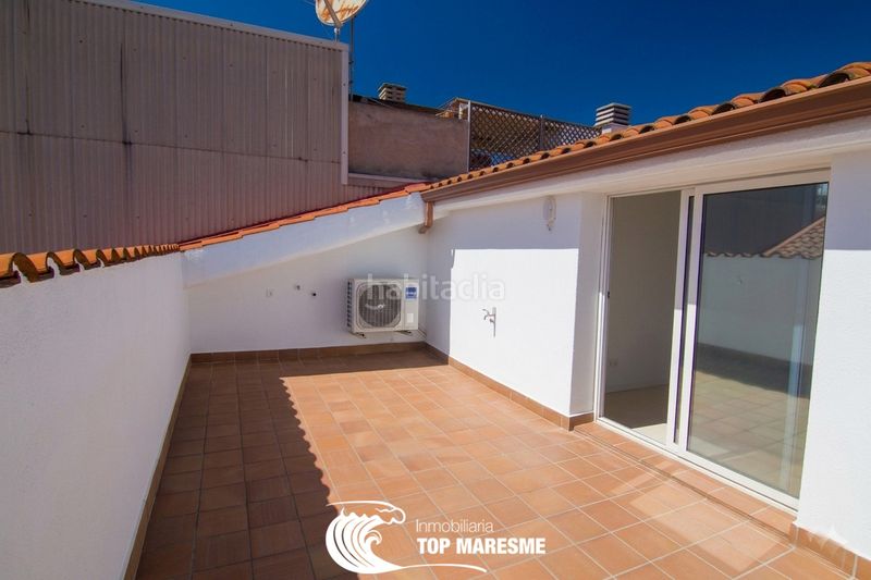 Foto 102b7314-0483-478a-b5fd-20a1e57644aa. Dúplex amb calefacció a Canovelles