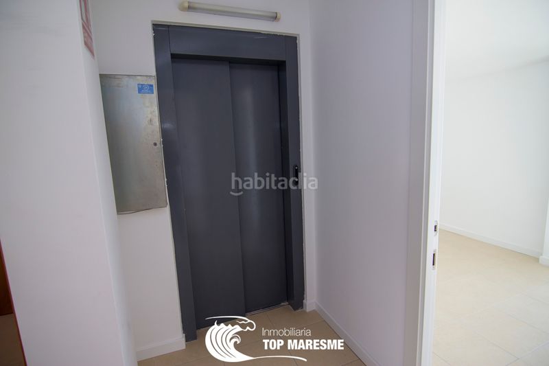 Foto b7e054aa-497e-4578-8433-fe5da67f2c94. Dúplex amb calefacció a Canovelles