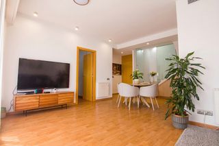 Duplex  Plaça enric borràs 12. Dúplex ´con piscina y 2 plazas de parking