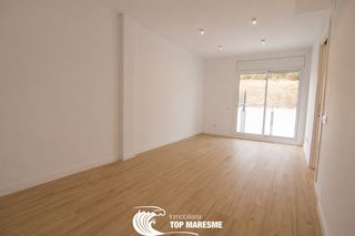 Location Appartement  Carrer barcelona 78. Piso de obra nueva en alquiler con 2 balcones, opción de parking
