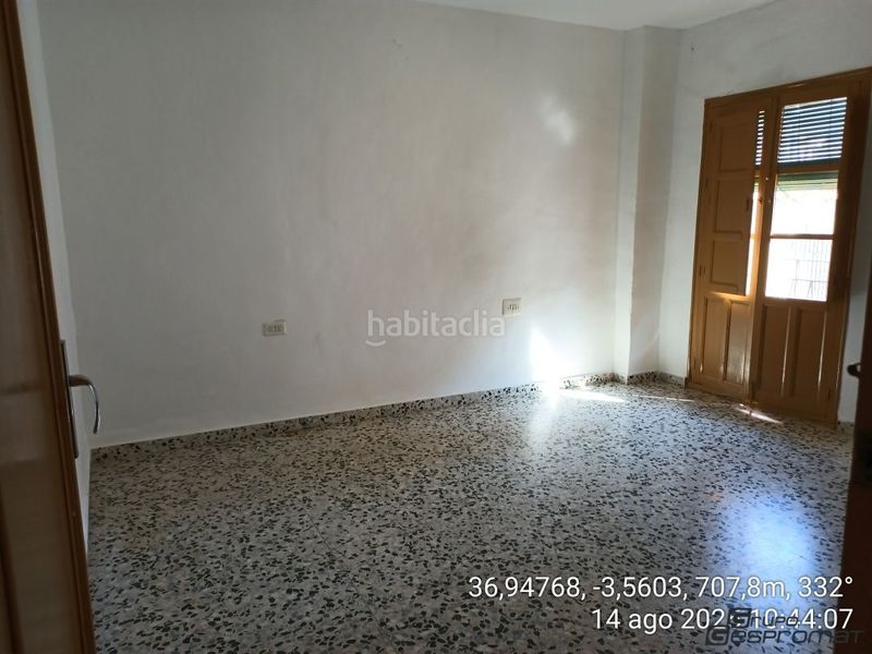 Foto 5454d8d5-15b1-4809-8eb7-6654ddfedfbb. Reihenhaus in calle honda 11 in Lecrín
