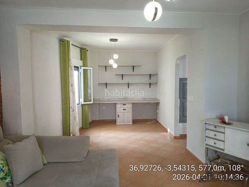 Foto d1dd71a5-387c-4cf4-b607-178137e54b5f. Casa adossada a Lecrín