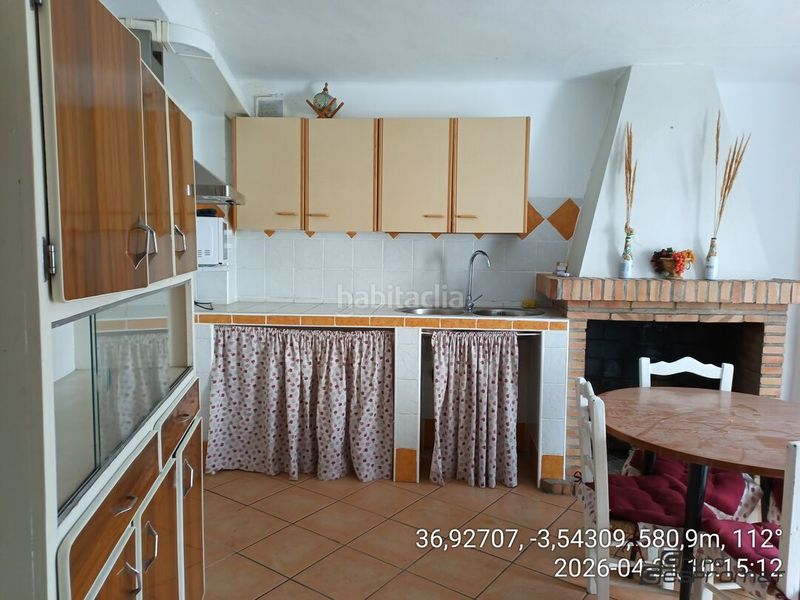 Foto da4d0e48-36f7-4efc-896a-1bf1783877fc. Casa adossada a Lecrín