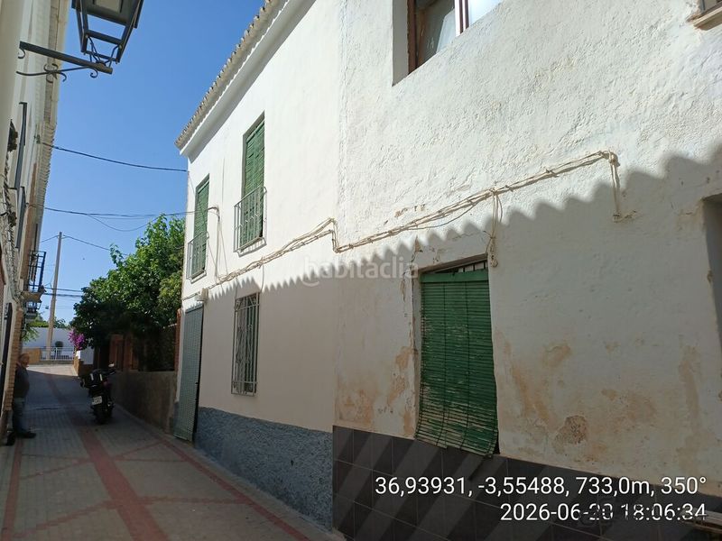 Foto 7b836ee8-20d8-4364-bc95-ec1026626080. Casa adossada a Lecrín