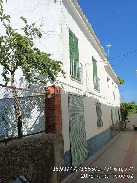 Foto ca8db6c0-c7ac-425c-a74e-8abe01879190. Casa adossada a Lecrín