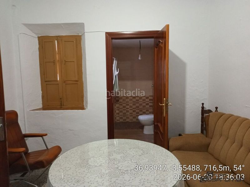 Foto cac1028d-1b2f-4e53-91e4-3420da5dc2ed. Casa adossada a Lecrín