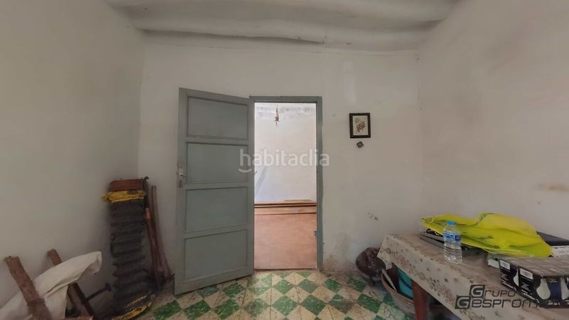 Foto f67167c7-ddcc-4c18-8b9d-5b6af551b3a8. Casa adossada a Lecrín