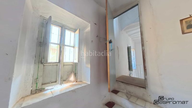 Foto ff50fc6e-9bcb-43b2-a6b0-fe5dd9bd99ba. Casa adossada a Lecrín