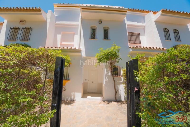 Foto 899162bc-4b7d-4823-baef-a8b90c36d4ba. Casa a schiera in calle higueral de artola 25 in Cabopino - Artola Marbella