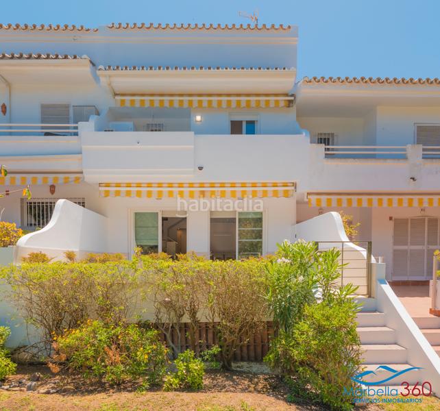 Foto debf68a5-cd09-48d5-9968-ea4a4506d197. Casa a schiera in calle higueral de artola 25 in Cabopino - Artola Marbella