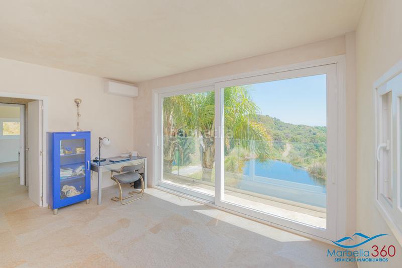 Foto 010f7774-dffe-45cb-b67d-0d90aef011bf. Rural plot in altos de Estepona Estepona