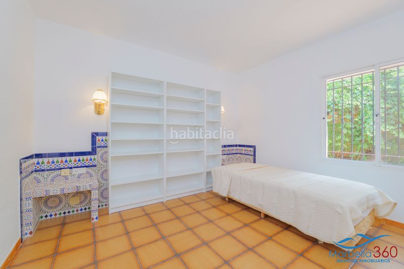 Foto 0b518fb9-1b76-4dc7-bc3d-9dae753f0e88. Chalet dans calle la morera 19 dans Valdeolletas - Las Cancelas - Xarblanca Marbella