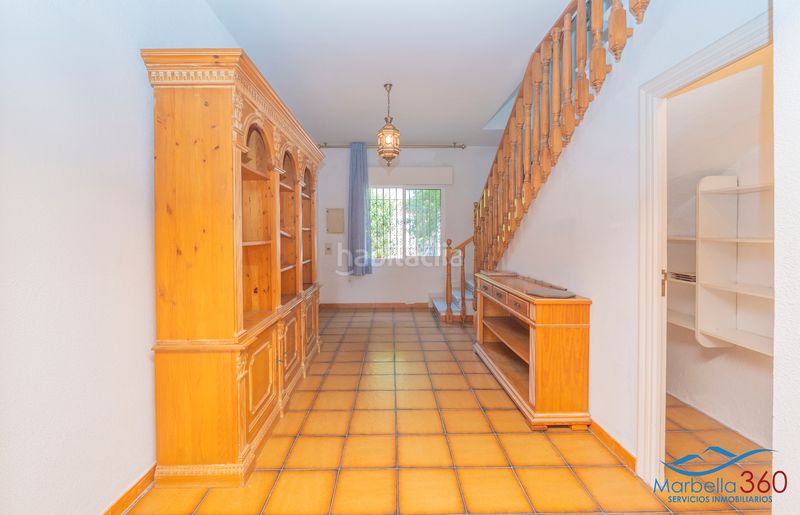 Foto 93ad21fd-ff92-4590-b585-4cfb624baa65. Chalet dans calle la morera 19 dans Valdeolletas - Las Cancelas - Xarblanca Marbella