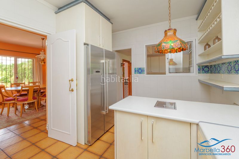 Foto b6cb3755-c382-448d-a863-5c9467ae0161. Chalet dans calle la morera 19 dans Valdeolletas - Las Cancelas - Xarblanca Marbella