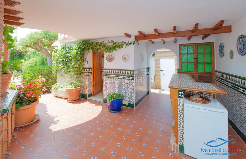 Foto f6c6777c-e9e3-445a-b390-fc3e48422397. Chalet dans calle la morera 19 dans Valdeolletas - Las Cancelas - Xarblanca Marbella