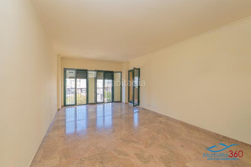 Foto 499b2157-7825-4776-8e9c-c01bfa84027a. Pis a avenida de barcelona 6t a Nueva Alcántara Marbella