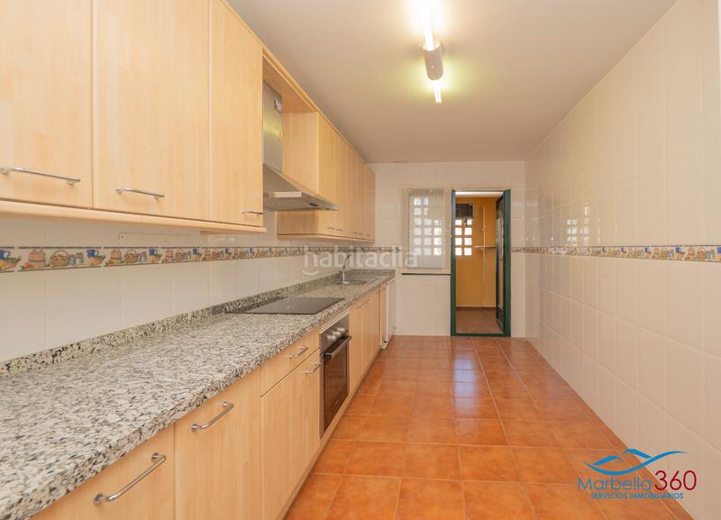 Foto e5f7a18d-995d-4eab-a18b-c59d6c63b8d2. Piso en avenida de barcelona 6t en Nueva Alcántara Marbella